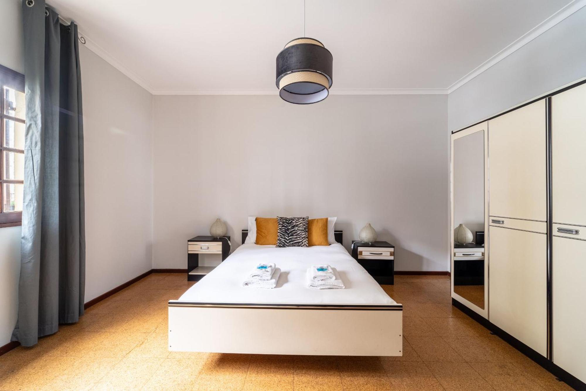 Amorosa Villa, 500M From The Beach By House And People Ngoại thất bức ảnh