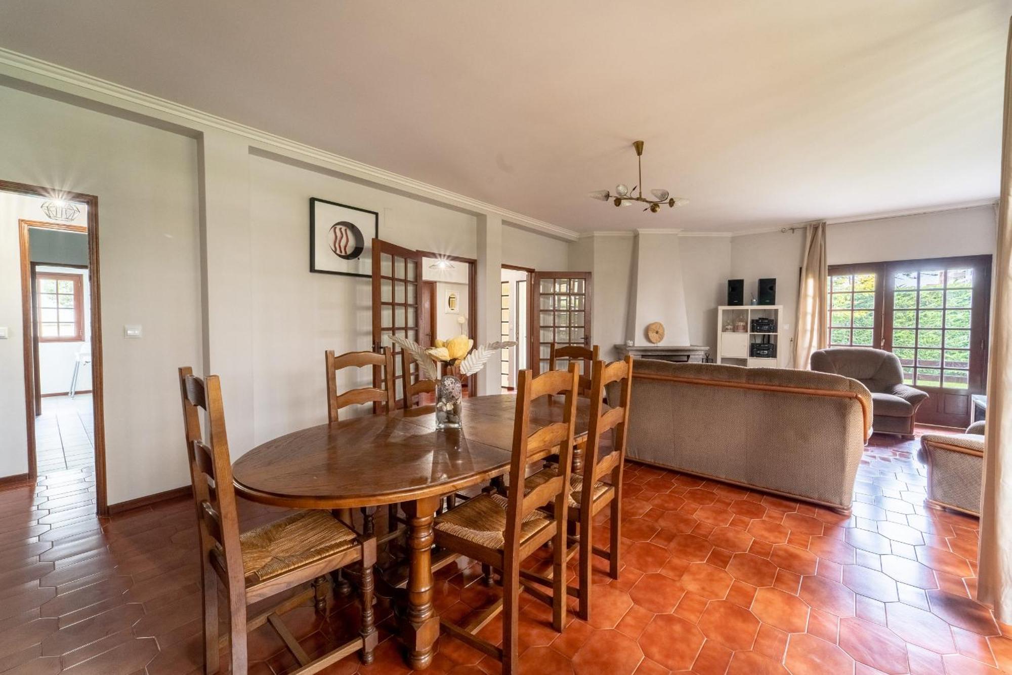 Amorosa Villa, 500M From The Beach By House And People Ngoại thất bức ảnh