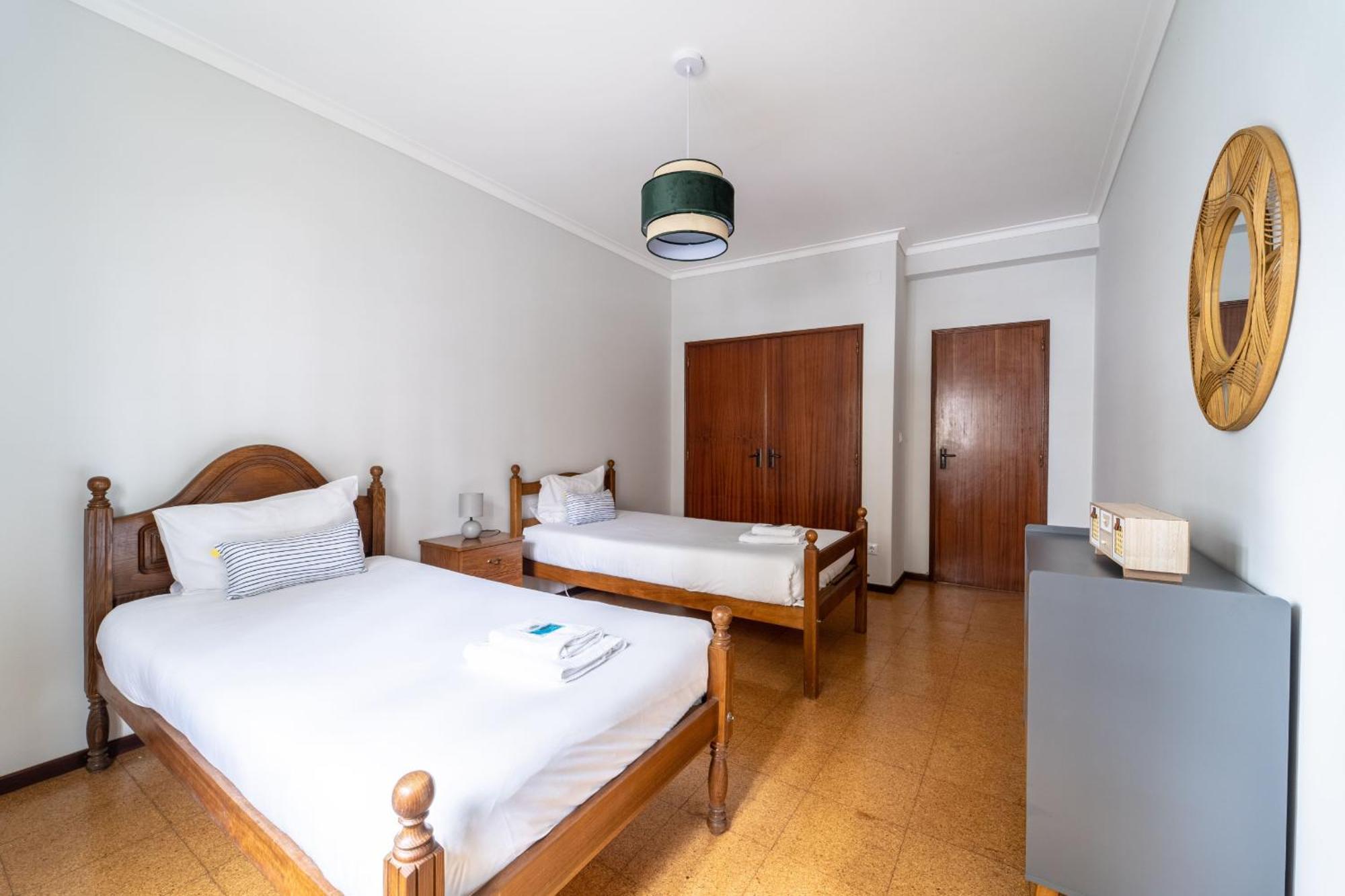 Amorosa Villa, 500M From The Beach By House And People Ngoại thất bức ảnh